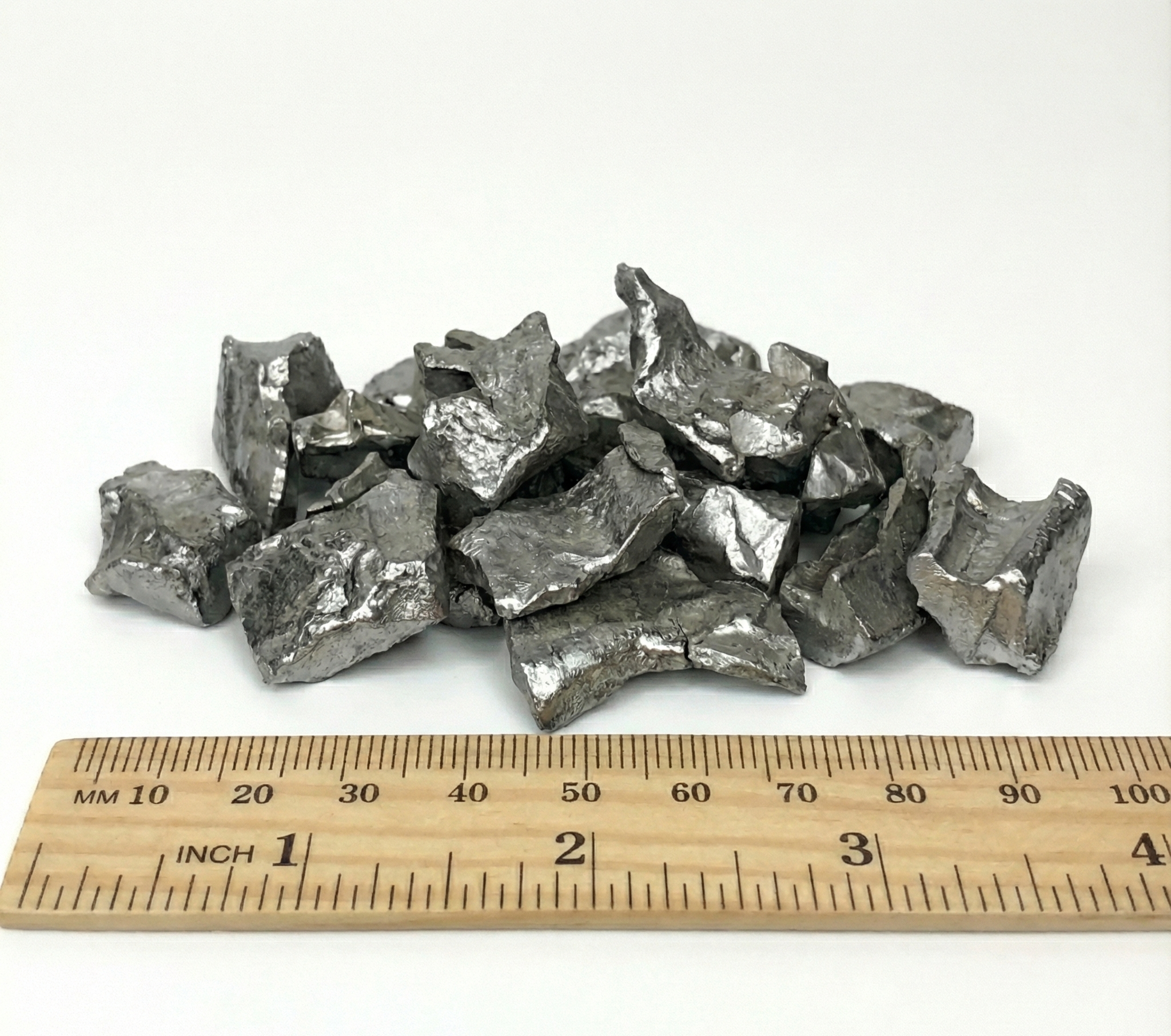Vanadium metal pieces